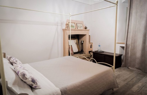 Castel dell’Aquila Bed & Breakfast | LaZita B&B