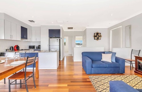 Nangkita House | Lazy Lodge on Blanche A Family Escape on the River