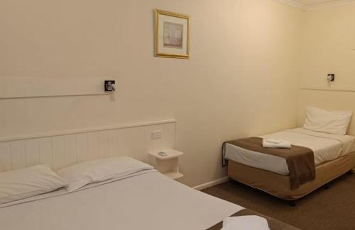 Swan Hill Hotel | Lazy River Motor Inn