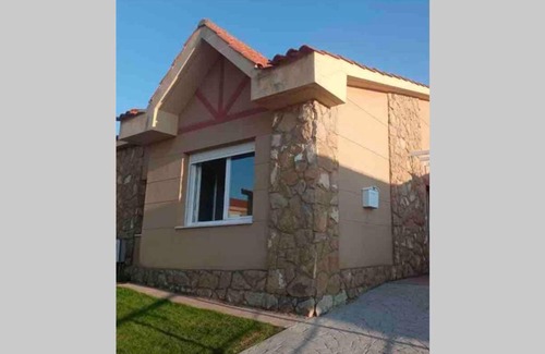 Valverde de la Virgen House | León Golf CasaKalma