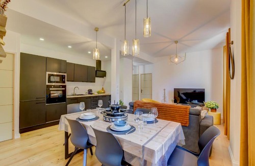 Savignac-les-Ormeaux Apartment | Le Campels