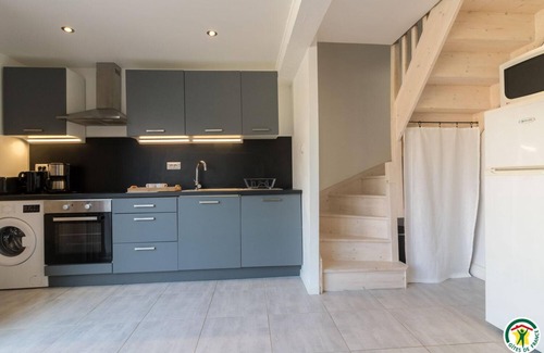 Varennes House | Le Château - VARENNES - Gîte