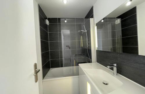 Cote Est Soquence Apartment | Le ciel havrais