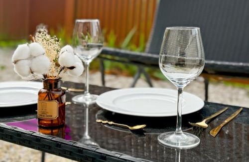 La Meziere Apartment | Le Cocon - Terrasse & Parking - Calme