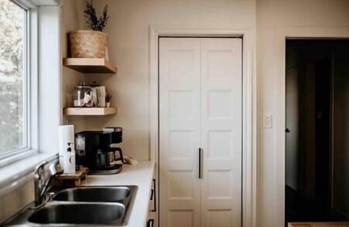 Dalhousie Apartment | Le coin Zen/waterfront-King bed-dishwasher