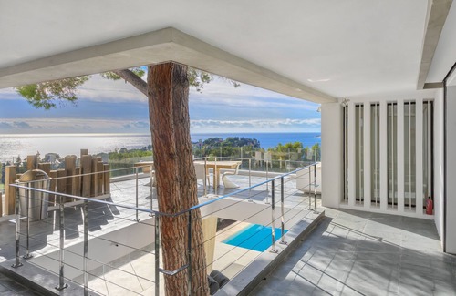 Cassis Villa | Le Corbusier: a luxurious villa with panoramic sea view