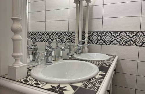 Saint-Ciers-de-Canesse House | Le Domaine de Canesse