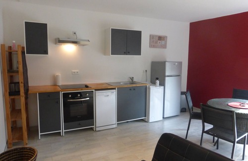 Flayosc Condo | Le gîte du Paradaou with swimming pool and air-conditioning in a peaceful Provencal setting