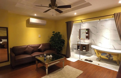 Trung Hoa Nhan Chinh Hotel | Le Grand Hanoi Hotel - The Oriental