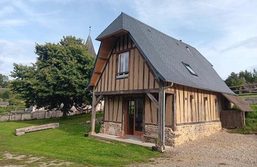 Saint-Christophe-sur-Conde House | Le Grenier