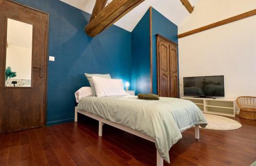 Saint-Aignan House | Le Haut Bois - 14 personnes à 5 min du Zoo et centre ville - 1 appartement en dépendance