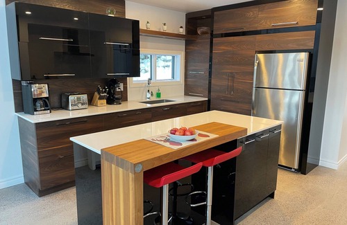 Pohenegamook Ski Chalet | Le Jarret Noir - Luxurious Chalet in Nature with SPA!