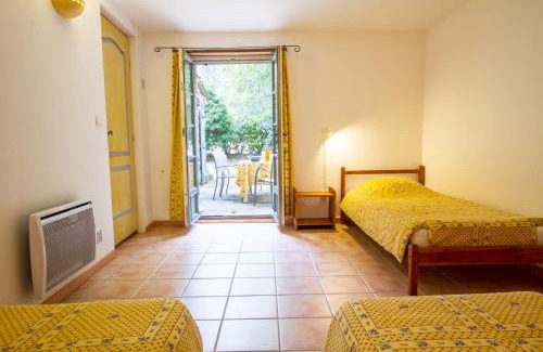 La Haute Maure House | Le Jas charming Mas in Provence with shared pool nature calm space