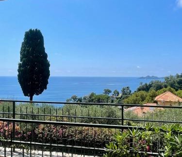 Zoagli House | Le Lantane House