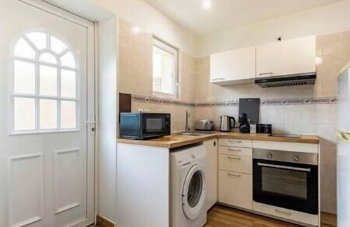 Lormont Apartment | Le Nid-Lormont : Your getaway