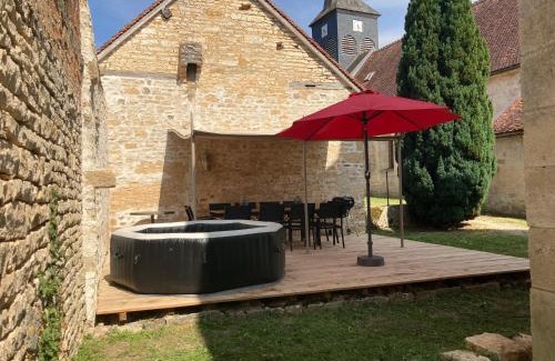 Touillon House | Le Presbytère - Touillon, jacuzzi, 4 chambres pour 10