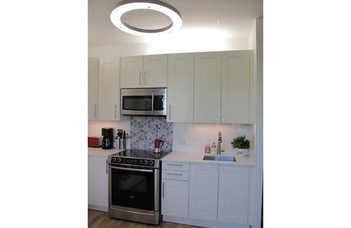 Mauricie Apartment | Le Sainte-Julie Loft & Parking