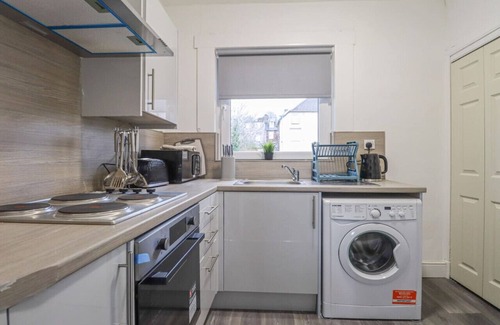 Crieff Apartment | Leadenflower Apartment