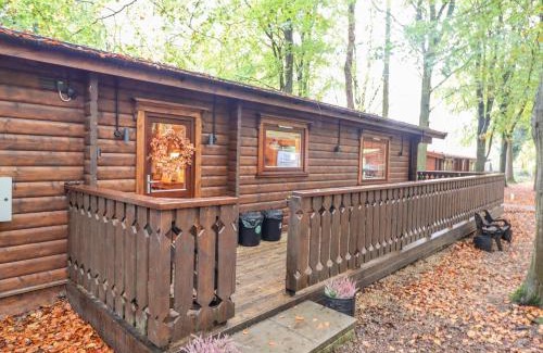 Kenwick House | Leafy Hollow Lodge