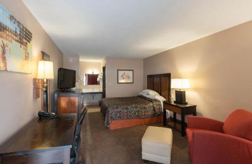 Waverly Hotel | Lebo Inn