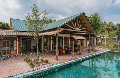 Soc Son Villa | LEEHA HOME Venuestay