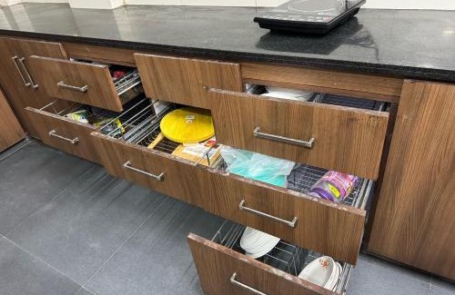 Indore Apartment | Leela Homestay Indore - Jasmine - One BHK luxury apartment