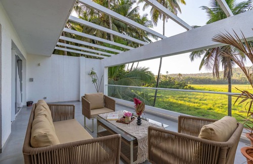 Siolim Villa | Legacy by Hireavilla- Full Field View Villa w Pool