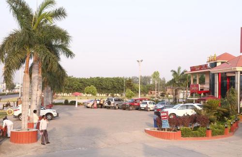 Hasanpur Hotel | Legasy Suites and Resort