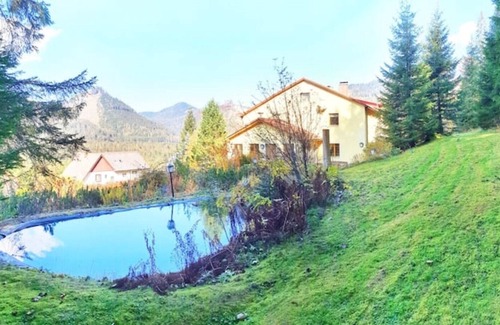 Wels House | Leisure - 18 bedroom self catering Panorama