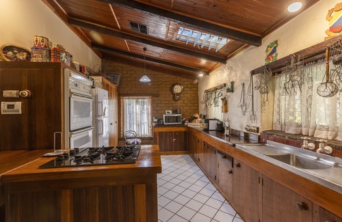 Moculta Cottage | Lemke Cottage, Moculta. In the beautiful Barossa Valley of South Australia