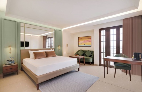 Rajkot Hotel | Lemon Tree Hotel Rajkot