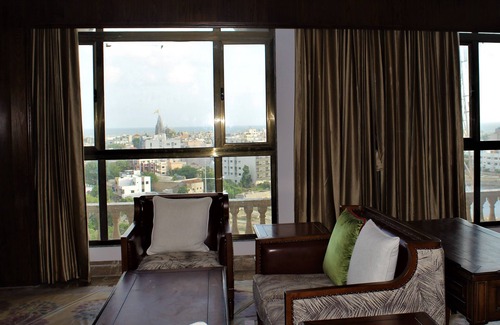 Dwarka Hotel | Lemon Tree Premier Dwarka