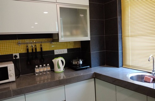 Malacca City Hotel | Lemon8 Hotel Apartment