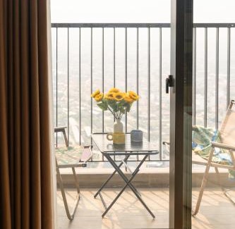 Van Giang Apartment | Leng Ecopark Vangogh Hideaway