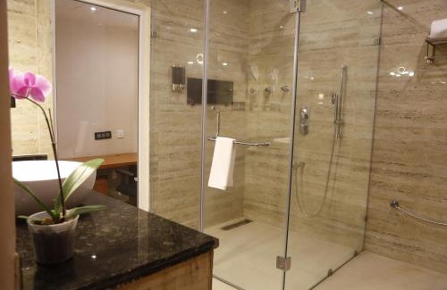 Yeshwanthpur Hotel | Leroy Grand - Yeshwanthpur