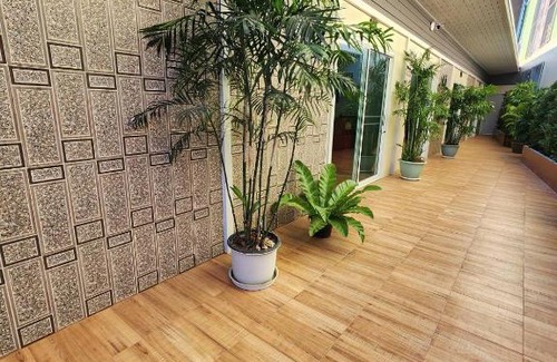 Suphan Buri Apartment | Lert Sri Garden Hotel