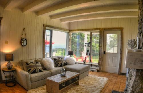 Port-au-Saumon Ski Chalet | Les 2 Iles