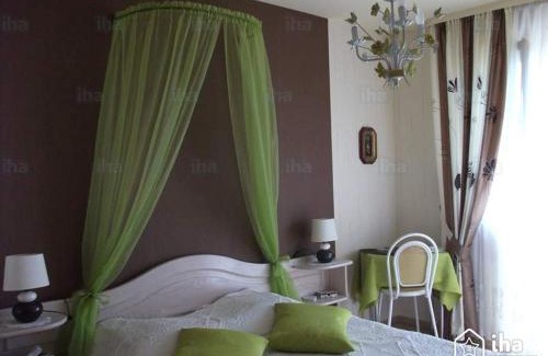Mittelwihr Bed & Breakfast | "les amandiers"