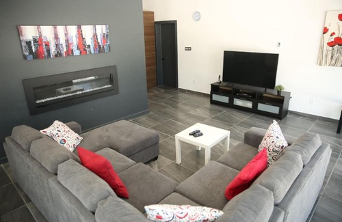 Saint-Ludger-de-Milot Ski Chalet | Les Chalets du Lac Serein -Serein-