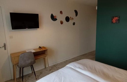 Argenton-les-Vallees House | Les chambres de la Vallée