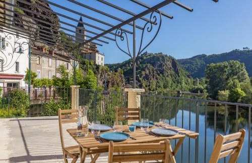 Ambialet House | Les Gîtes du Rocher et de la Boucle du Tarn