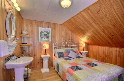 Normandin House | Les Gites Makadan