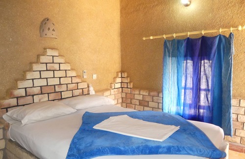 Merzouga House | Les Pyramides Hotel