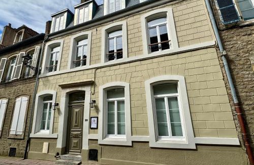 Ville Haute Apartment | Les Suites de l'Enclos - L'Enclos de l'Evêché