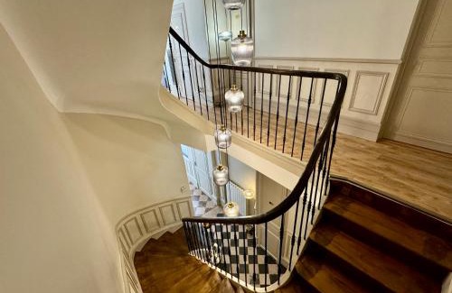 Ville Haute Apartment | Les Suites de l'Enclos - L'Enclos de l'Evêché