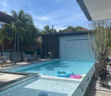 Sattahip Villa | Let's Chill Pool Villa Pattaya Najomtien42 and Sattahip