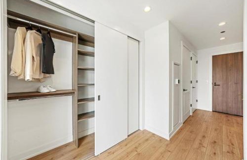 Killgubbin Hotel | Level Chicago - River North