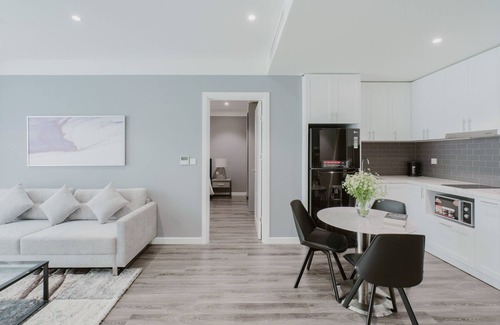 Thuy Khue Apartment | Lexington Apartments - Westlake