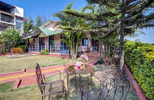 Mahabaleshwar Villa | Lifeline Villas - Valley View Luxurious 3bhk Surrounded by strawberry farms