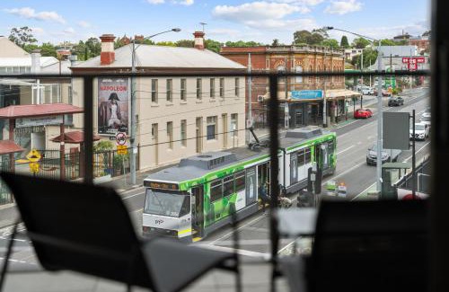 Travancore Apartment | Light Filled 2BR Apt with Balcony, Parking, near Flemington Racecourse